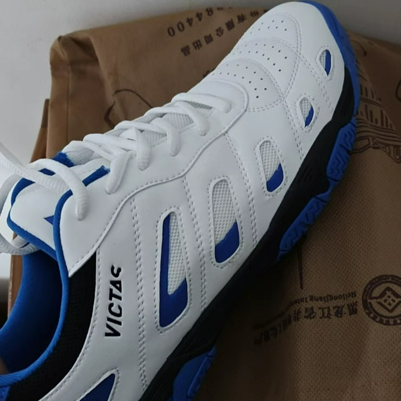 Nuove Scarpe da Tennis da Tavo - Badminton Scoreboard recensione e prezzo